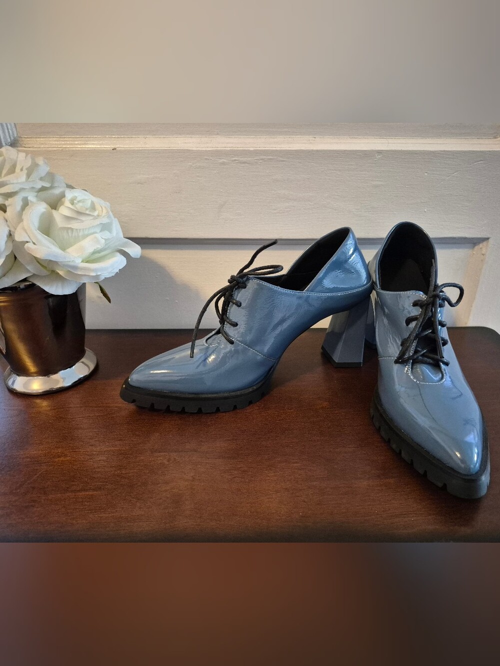 Womens Blue Leather Chunky Heel Lace Up Shoe